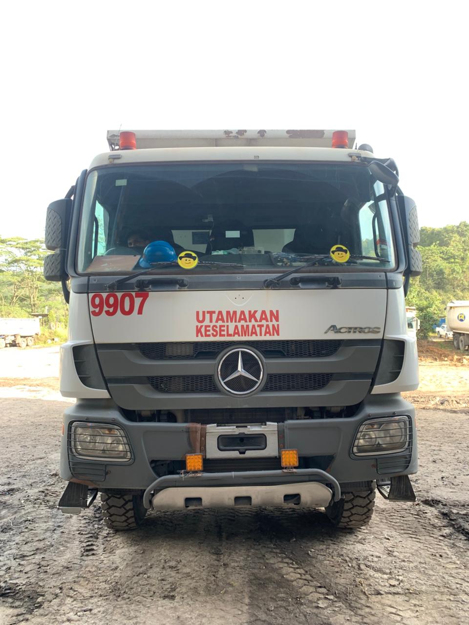 Mercedes Benz Actros 4843 image 3