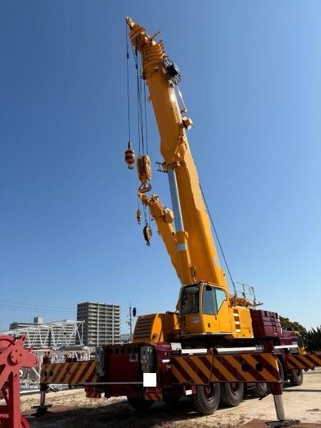 LIEBHERR  All-terrain-cranes  220 Ton