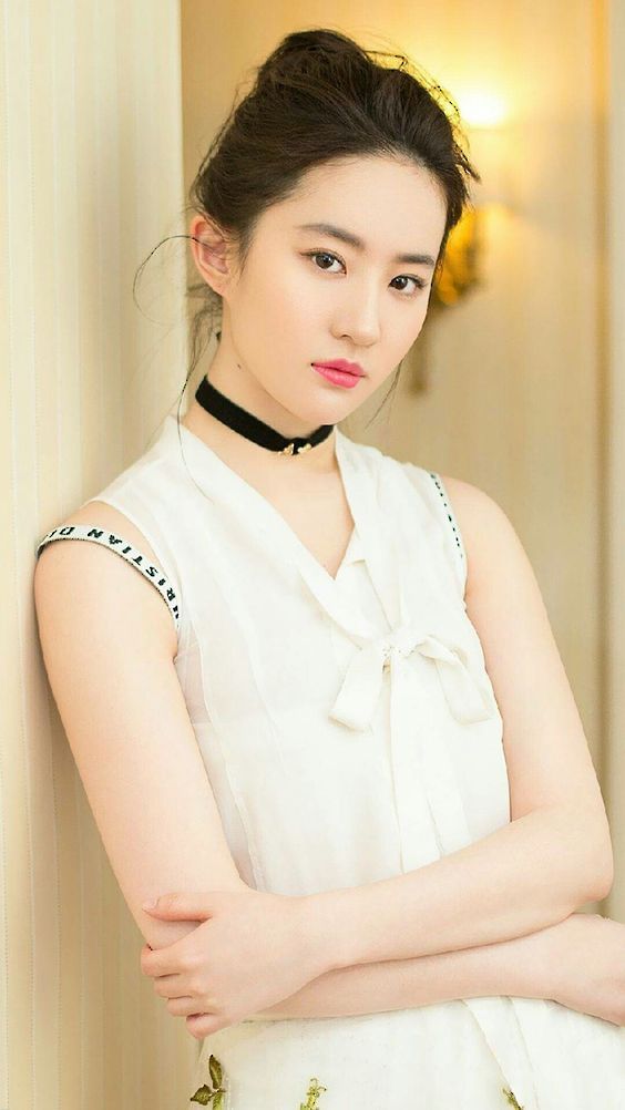 พิชชา หรือชื่อในวงการธุรกิจคือ พิชญา (พิด - ชะ - ยา) และเรียกสั้นๆว่า ชญา