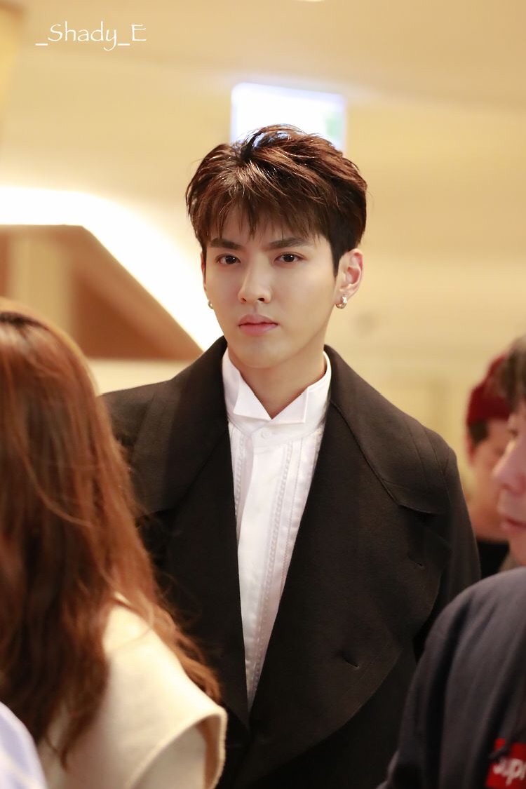 เทวิน: เพล์บอย เจ้าชู้ ขี้หวง ดิบเถื่อน เขาเชื่อว่าเงินซื้อทุกอย่างบนโลกใบนี้ได้แม้กระทั่งเธอ!