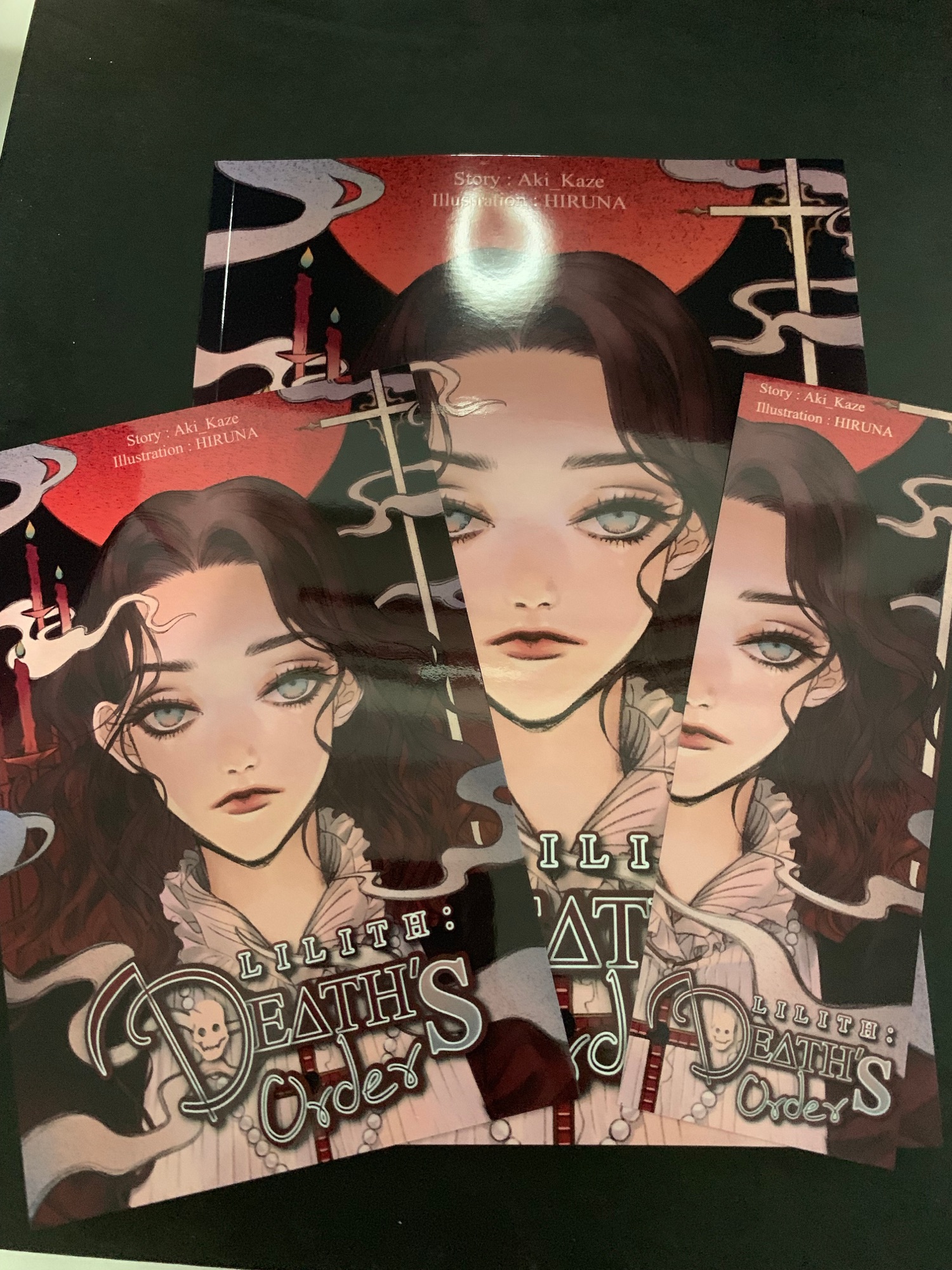 เฉพาะ Lot นี้มีโปสการ์ดแถม หนังสือมีจำนวนจำกัด
