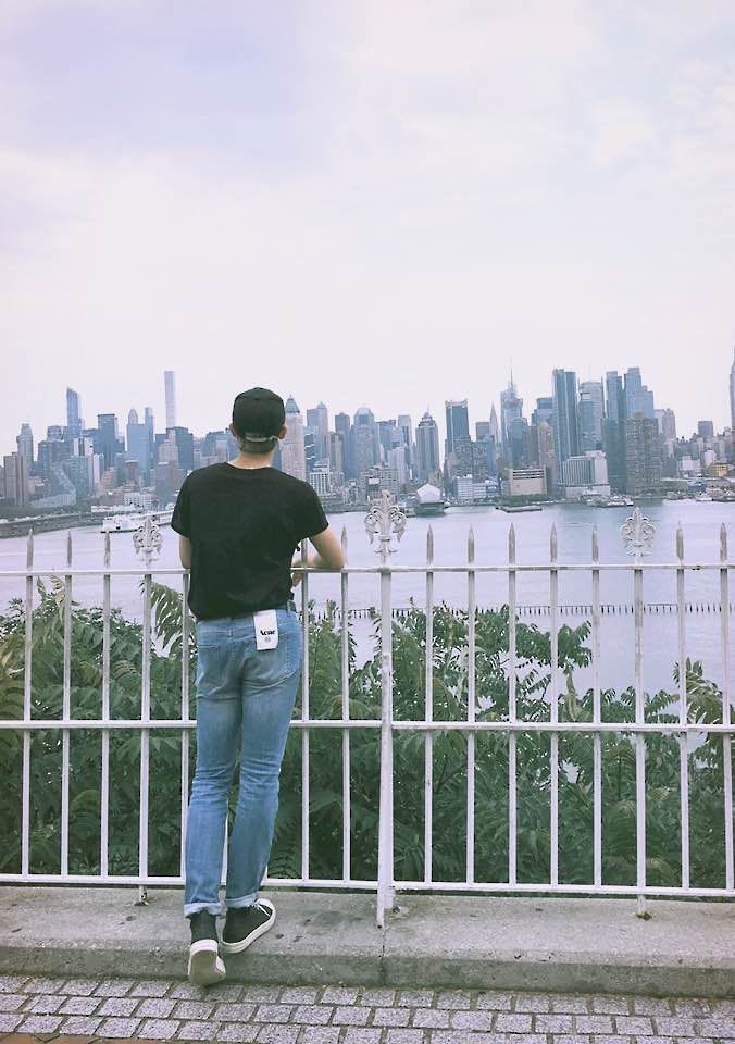 พระเอกจำลอง