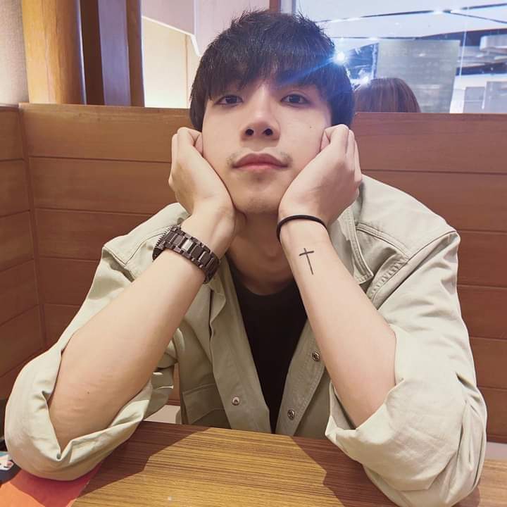 นายรุชจิระ สวัสดิ์กุล ปี1 คณะวิศวกรรมโยธา