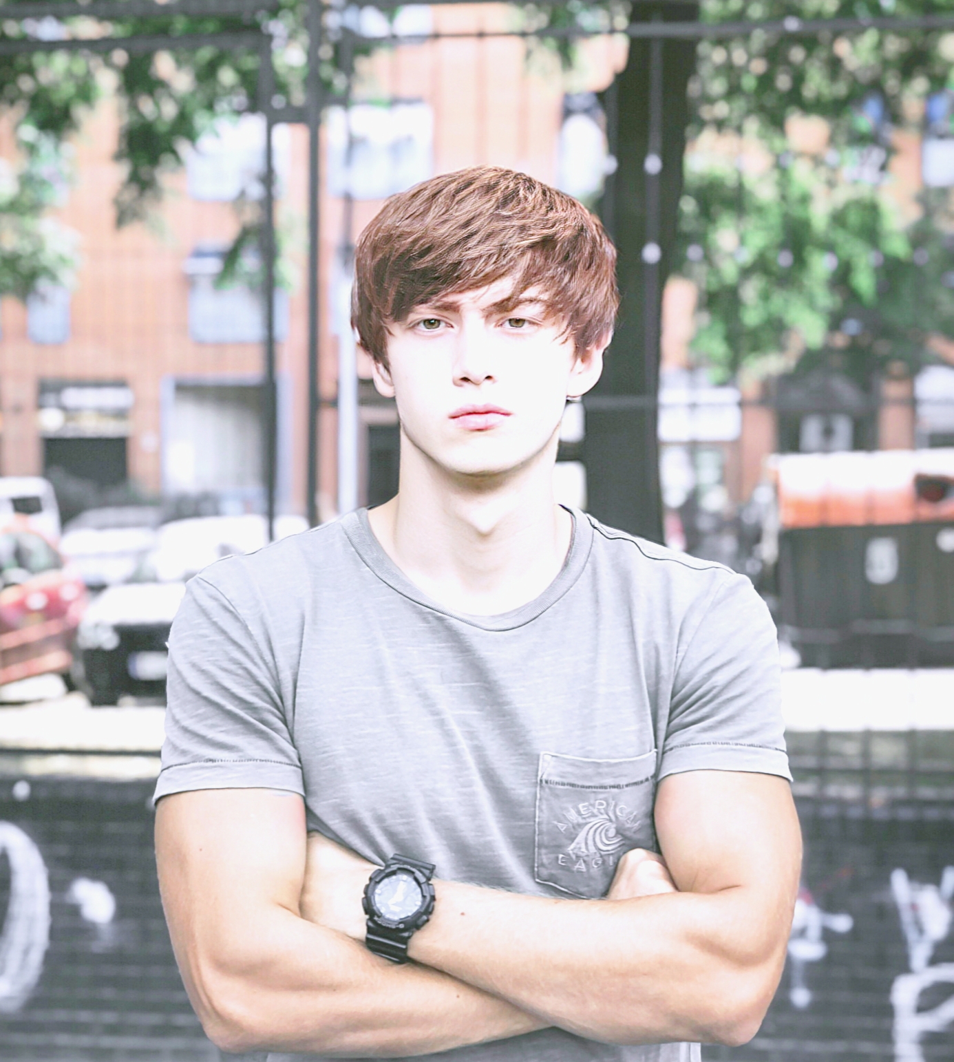 พี่ชาย หรือนายณวัตร