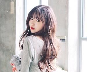 ( โมอา ) อารดา สุภิมาญากุล อายุ 23 ปี หญิงสาวผู้มีความพยายามต่อต้านความอ่อนแอภายในจิตใจของตน