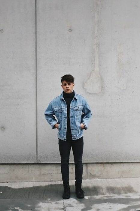 OOTD kasual dengan denim (Pinterest) OOTD kasual dengan denim