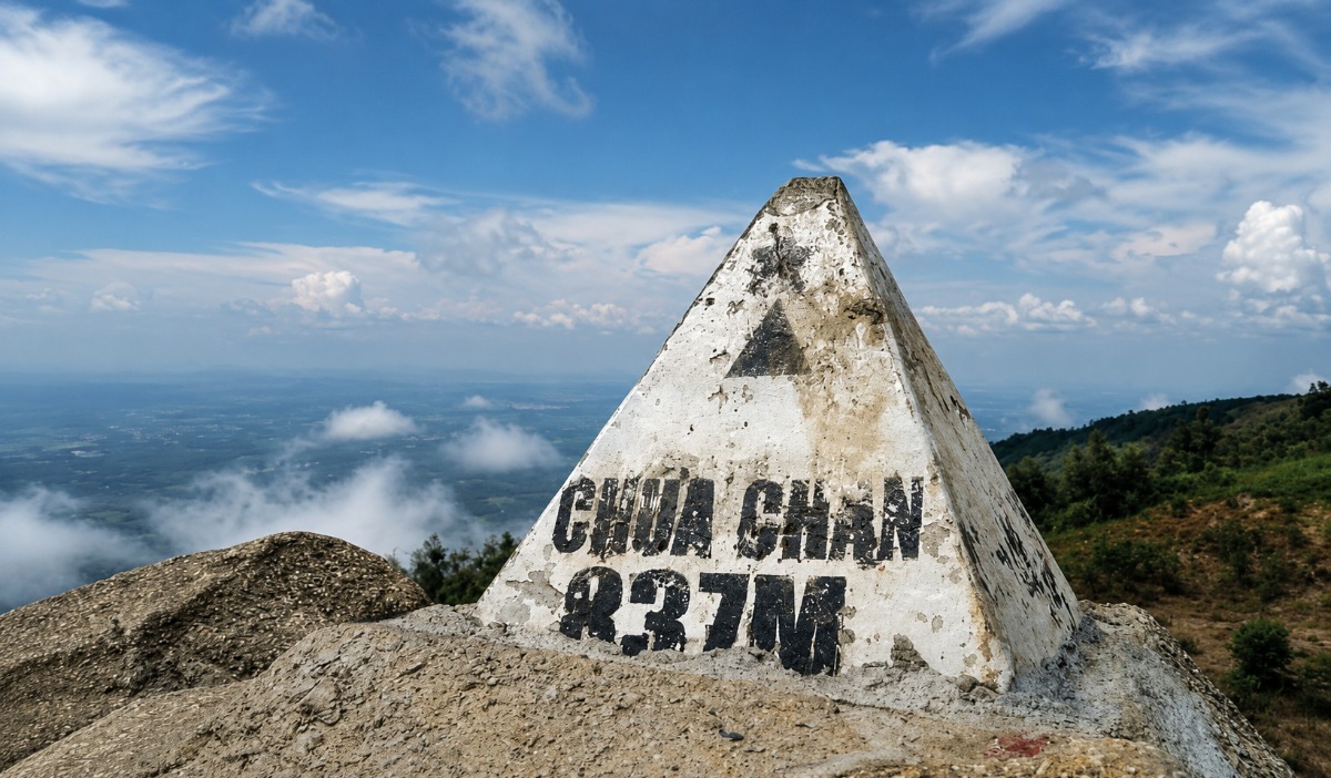 Chua Chan Mountain