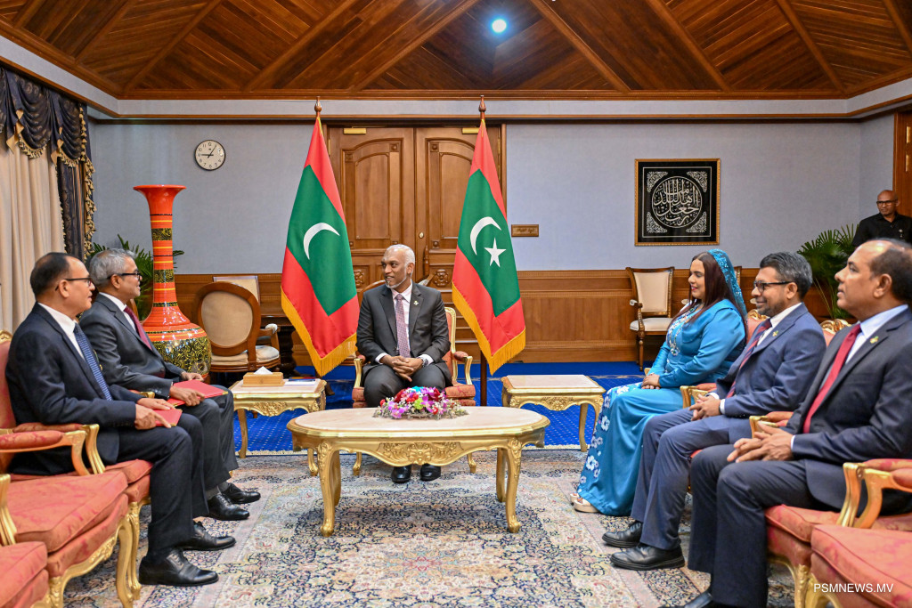 President Muizzu Appoints New Ambassadors to Qatar and United Arab Emirates