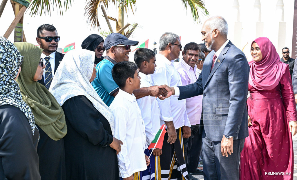 President Muizzu Praises Student Civic Engagement as Key to Maldives' Future