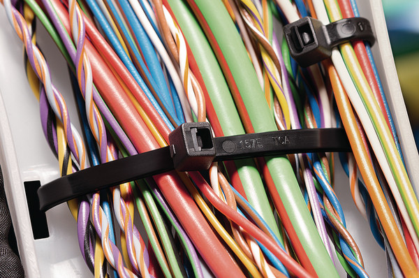 Hellermann T120XM UV Protected 600mm x 7.6mm Black Cable Ties