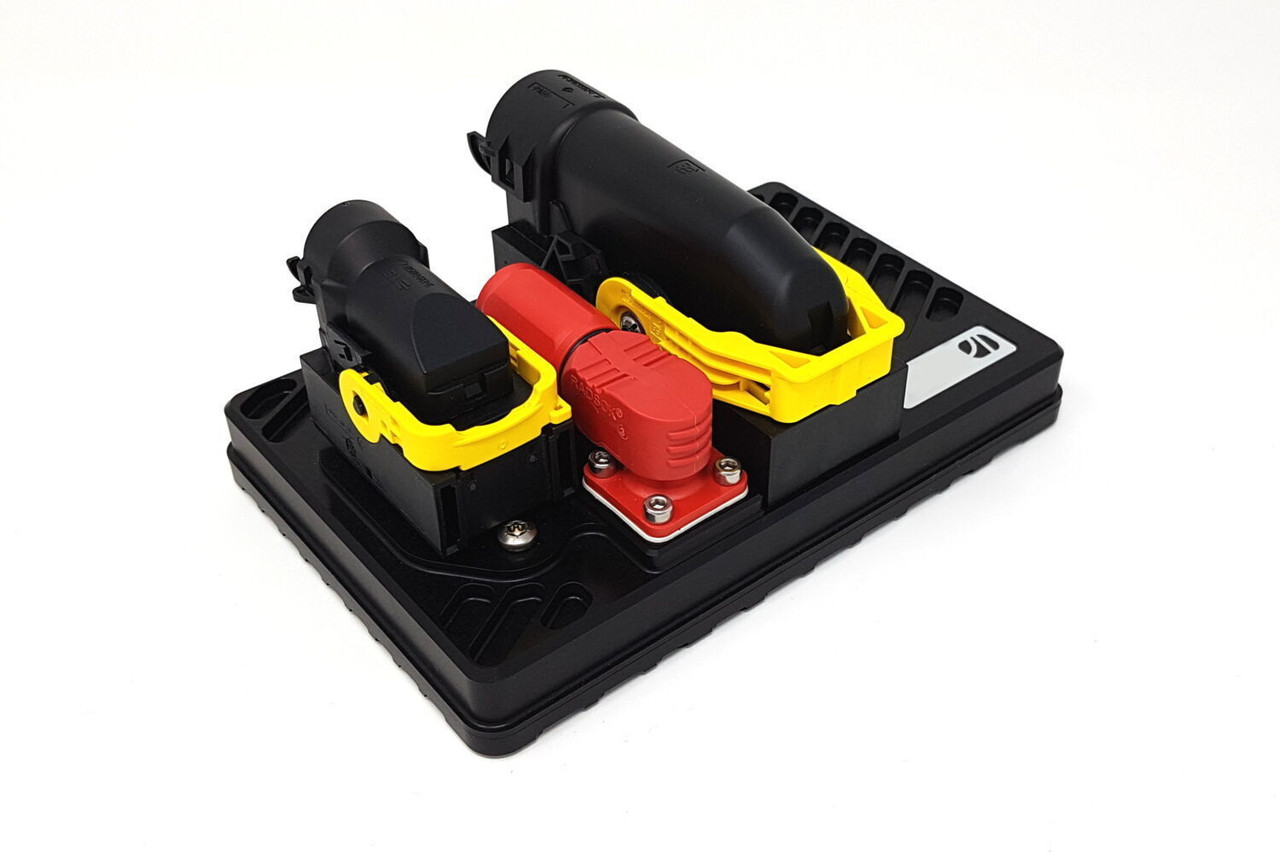 Life Racing PDUx3B Power Distribution Unit