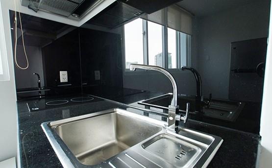 Serviced Apartment For Rent In District 1 HCMC D199096(2)