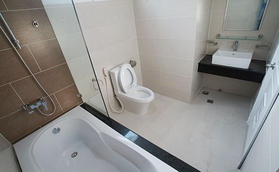 Serviced Apartment For Rent In District 1 HCMC D199096(5)