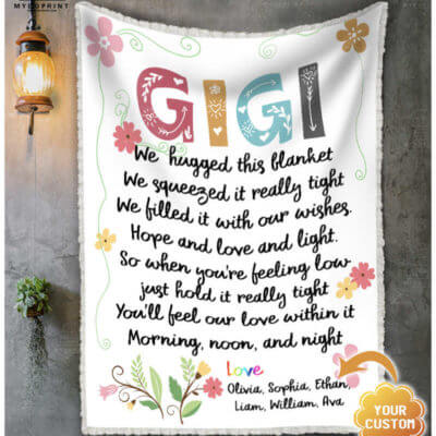 To My Gigi We Hugged This Personalized Sherpa Fleece Blanket 4 c0b820a4 f7ef 11ea 89c9 0242ac120002 blanket treo optimized