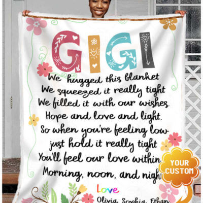 To My Gigi We Hugged This Personalized Sherpa Fleece Blanket 5 c4de6146 f7ef 11ea 89c9 0242ac120002 pts optimized