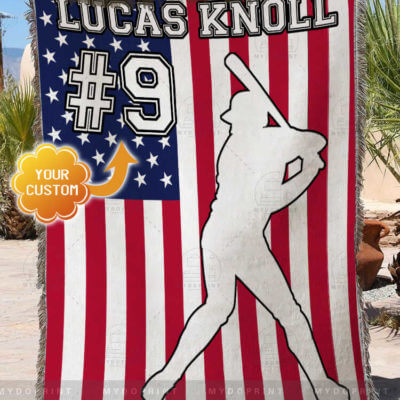 Lucas Woven Blanket Custom 2 d3d35070 0557 11eb 9601 0242ac120002 mockup ngoai troi optimized