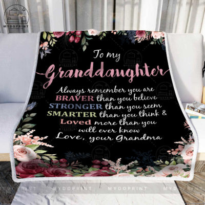 _Hi To My Granddaughter Always Remember Verion Grandma Floral Fleece Blanket 2 1cd939dd 1765 11eb a372 0242ac120002 blanket phong khach optimized