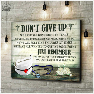 Don't Give Up Wall Art Canvas 2 67938bdf 2291 11eb bbd1 0242ac120002 cv ngang new optimized