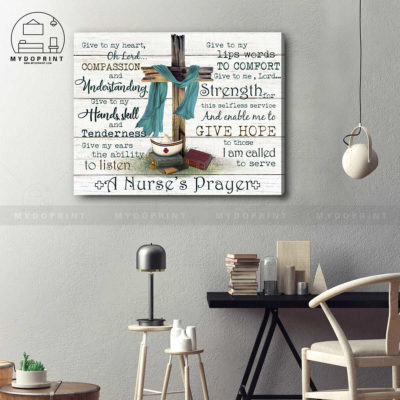 A Nurse's Prayer Old Rugged Cross Wall Art Canvas 1 3c7bc6bf 2e45 11eb afab 0242ac120002 cv ngang 19x23 optimized