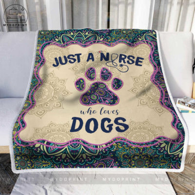 Nurse Just A Nurse Who Loves Dogs Fleece Blanket 2 6f2cdbc3 4e79 11eb b576 0242ac120002 blanket phong khach 1 optimized