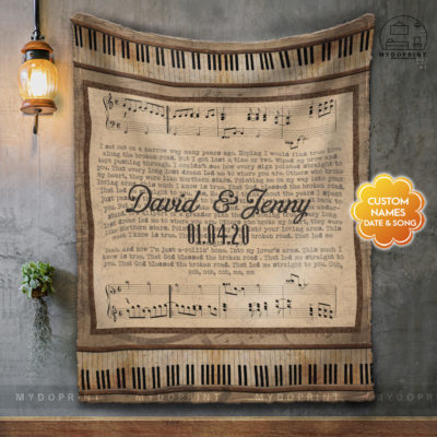 Love Song Personalized Fleece Blanket 2 f17b2c54 c522 11eb 92ae 0242ac120002 Blanket treo20mockup201