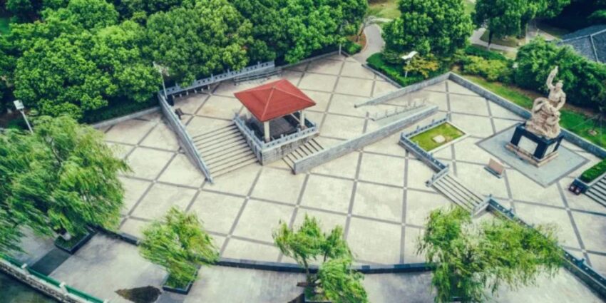 Maximize Space and Function with Custom Hardscapes in Jacksonville