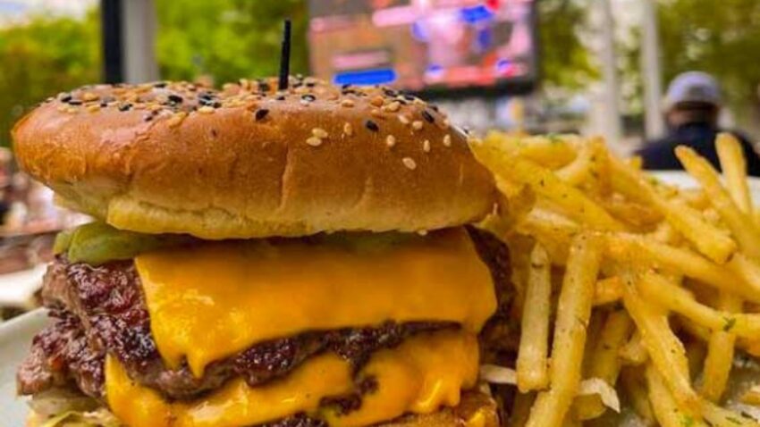 What Are the Most Popular Burger Orders in Columbia SC Right Now
