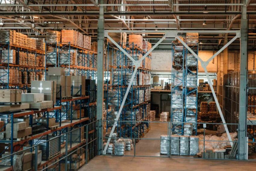 modern warehouse interior with boxes and container 2024 11 17 22 05 38 utc 11zon 1024x683 1
