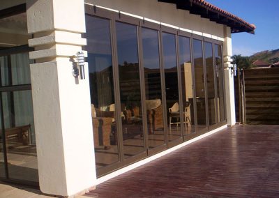 Aluminium windows and doors 3 400x284 1