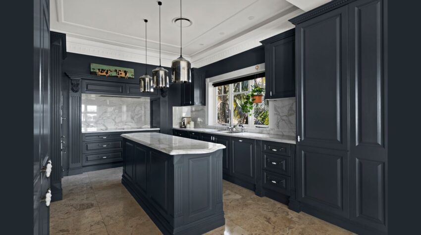 polyurethane kitchen cabinets