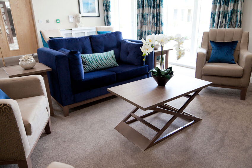 contract furniture manufacturing
