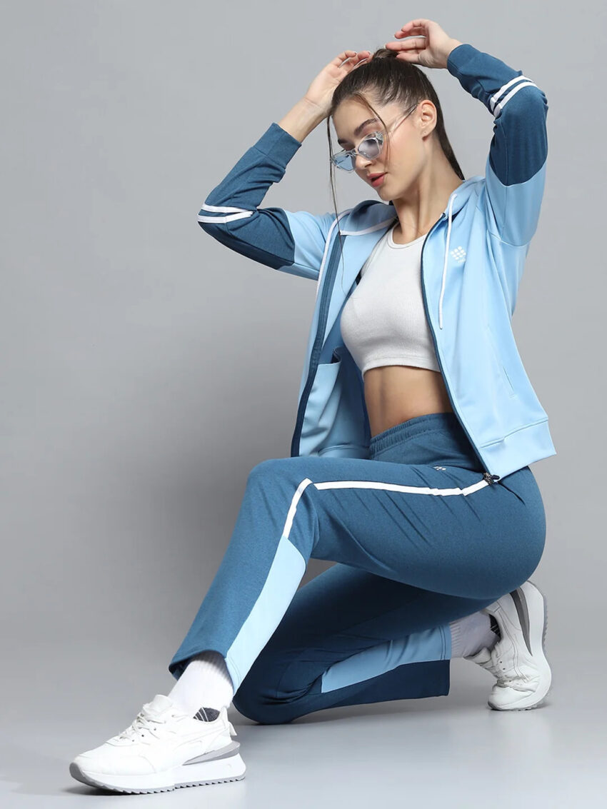 women tracksuit 3