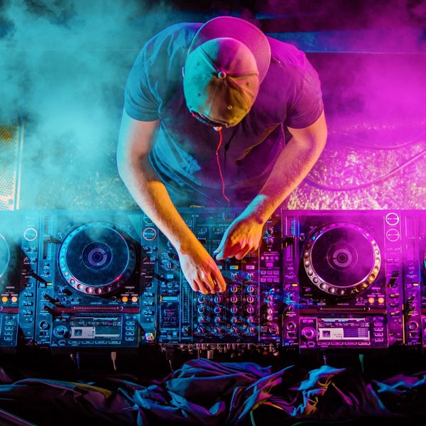 dj4