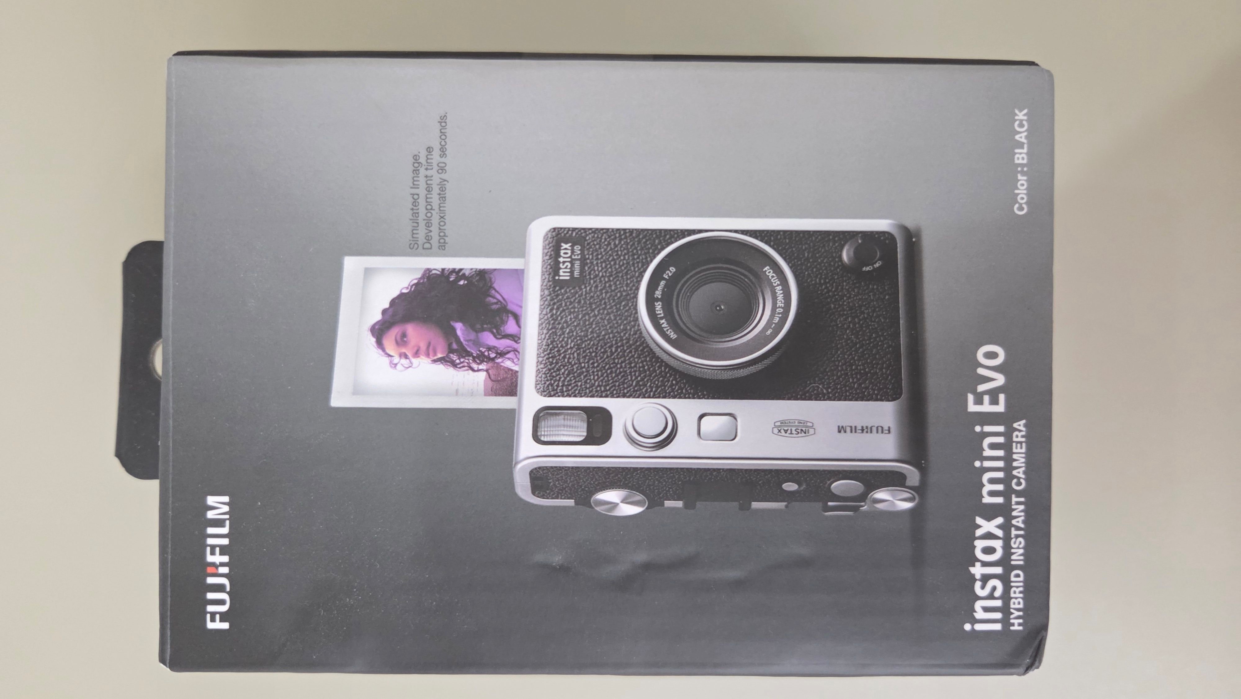 Fujifilm INSTAX Mini EVO