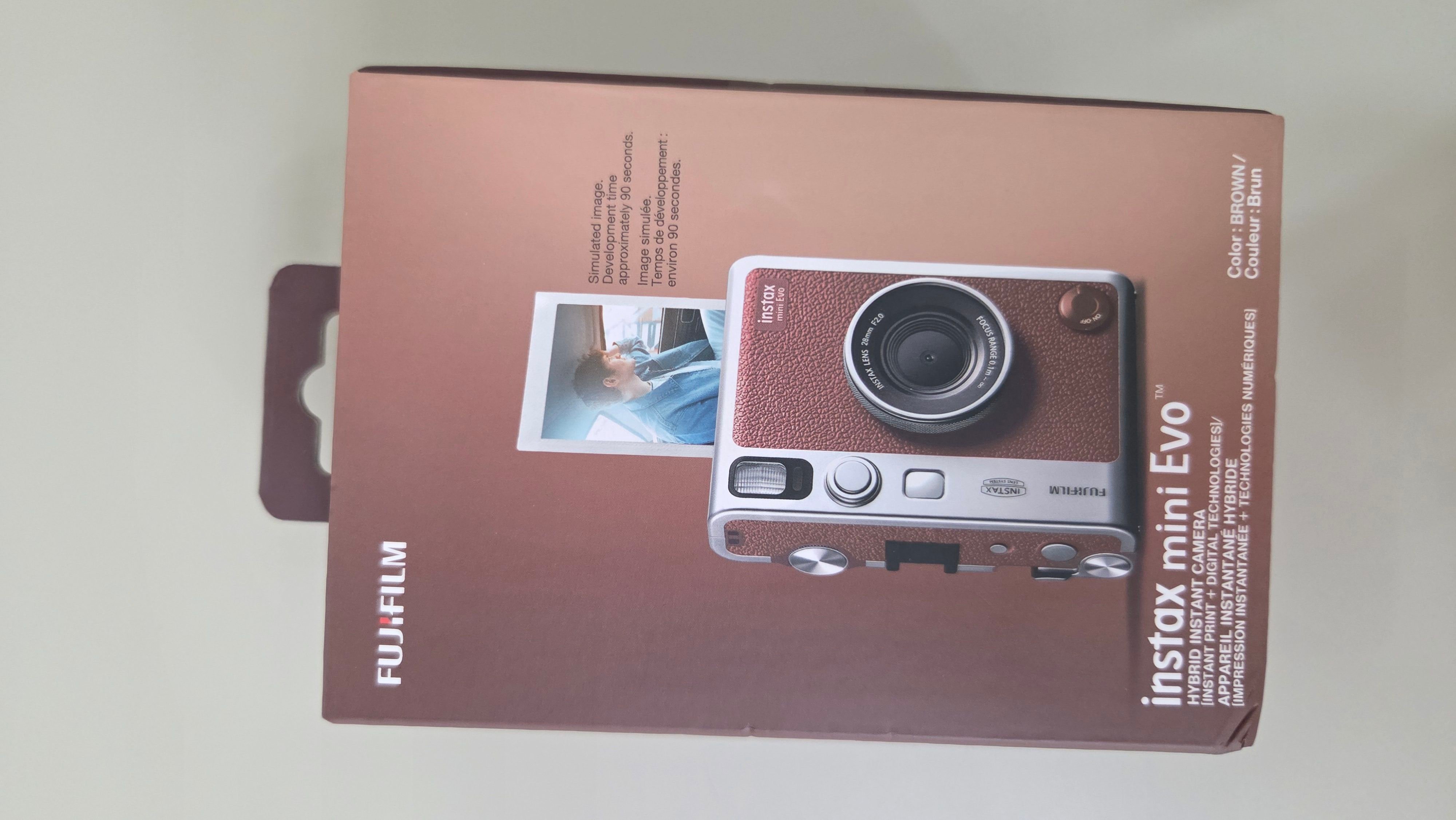 Fujifilm INSTAX Mini EVO