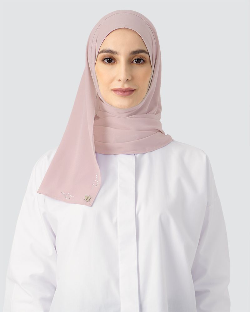 Naelofar satin shawl Clearance