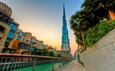 4 Reasons to Visit the Burj Khalifa, Dubai