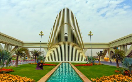 Bahria Town Karachi: A Luxurious Living Experience