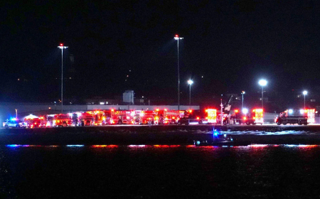 Plane and Helicopter Crash | Potomac River 19 Bodies Found