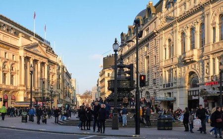 How to Travel Alone & Make the Most of It