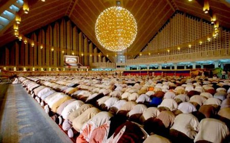 The Science Behind Taraweeh & Its Physical Benefits