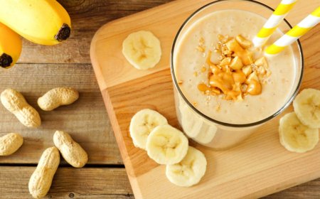 Banana Peanut Butter Power Smoothie
