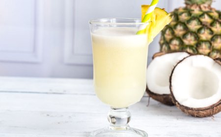 Tropical Pineapple Coconut Smoothie