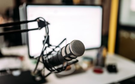 Top Islamic Podcasts to Listen to During Eid Holidays