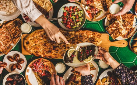 Eid Lunch vs. Eid Dinner: What’s Best for Hosting?