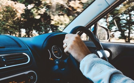 5 Car Hacks Every New Driver in Pakistan Should Know