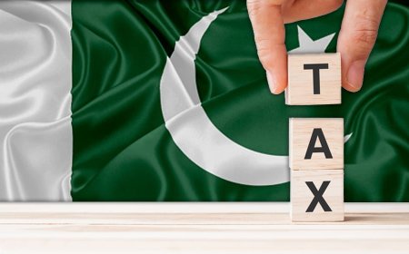 Pakistan Salaried Workers Hit Rs.391B Tax Record