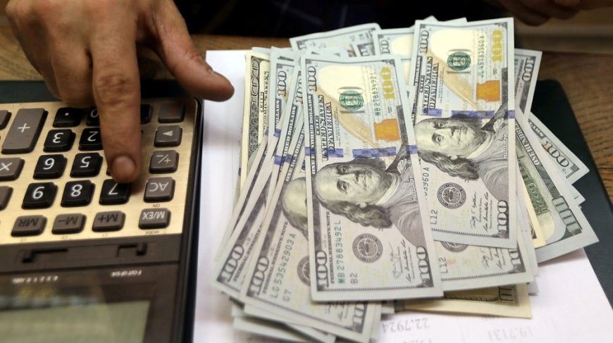 Foreign Investors Pull $1.7B from Pakistan