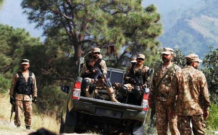 Pakistan Army Holds Big Drills Amid India Tension