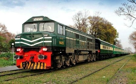 Pakistan Railways Set to Kick Off ML-1 Mega Project in 2025